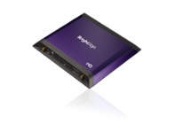 Frontale productafbeelding van de BrightSign HD5 digital signage player met schaduw