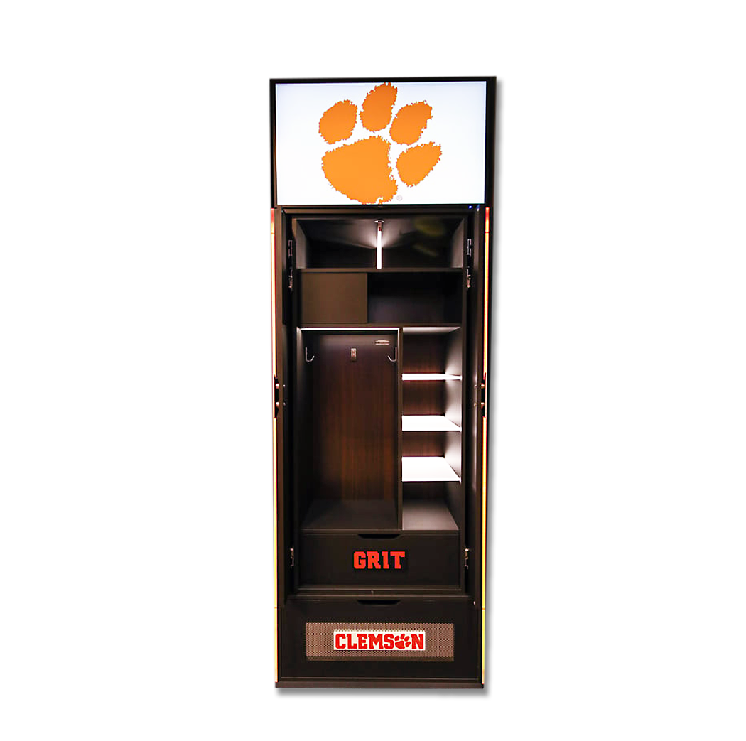 Clemson Locker komplett ausgestattet mit BrightSign Digital Signage Technologie