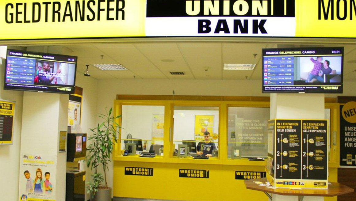 Deutscher Western Union Kiosk und Kundendienststation mit BrightSign Digital Signage Technologie