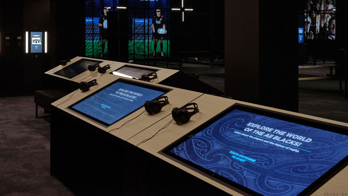 interactive history exhibit of All Blacks rugby team utilizing BrightSign technology
