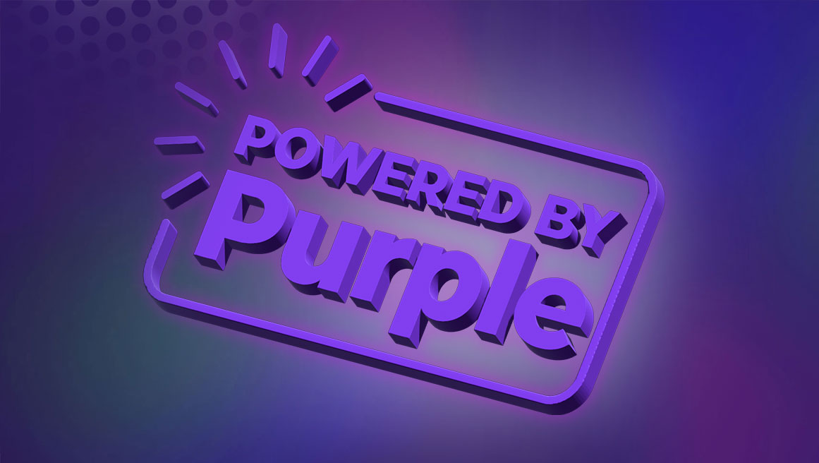Powered By Purple Icona 3D e immagine dell'eroe su sfondo viola