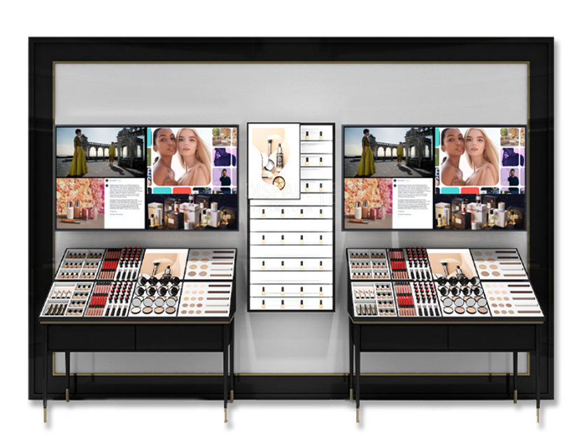 digitale Beschilderung mit Make-up- und Modeanzeigen