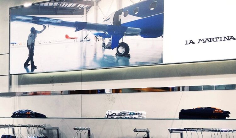 image for Come il digital signage migliora l'esperienza del cliente nel retail